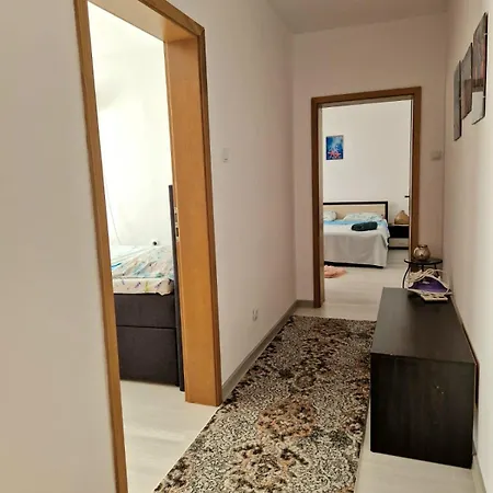 Апартаменты бижу м *